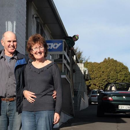 12 White Star Motel Timaru Exterior photo